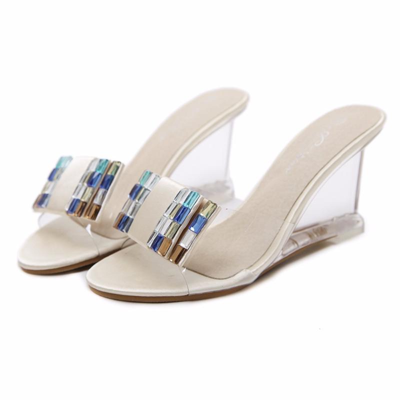 Hot! Slippers Women European and American Shoes Nightclub Sandals Pink Sequins Waterproof Transparent Wedges Mixed Colors Shoes, Beige
Hot! Slippers Women European and American Shoes Nightclub Sandals Pink Sequins Waterproof Transparent Wedges Mixed Colors Shoes, Beige