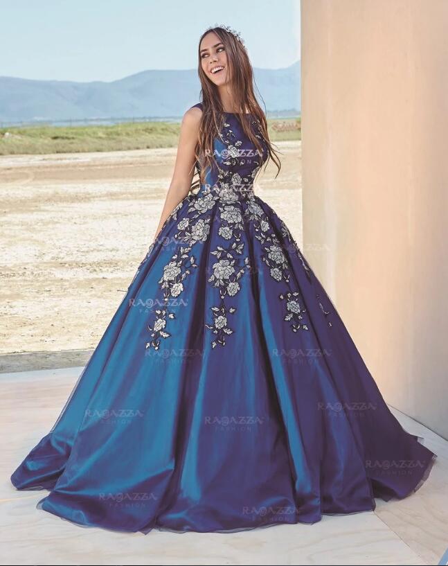 2020 Designer Blue Prom Dresses Jewel Neck A Line Satin Appliques Evening Dress Custom Made Formal Quinceanera Gowns