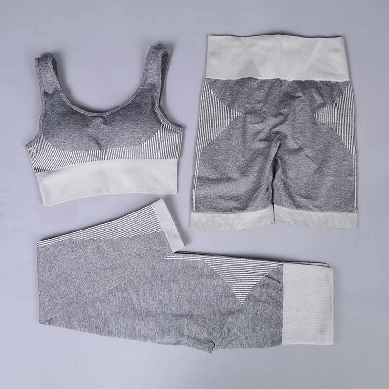 GXQIL 3 Piece Gym Woman Sportswear Seamless Fitness Suit 2020 Yoga Set Women Jogging Femme Sports Bra Shorts Leggings Kit Gray, Red shorts
GXQIL 3 Piece Gym Woman Sportswear Seamless Fitness Suit 2020 Yoga Set Women Jogging Femme Sports Bra Shorts Leggings Kit Gray, Red shorts