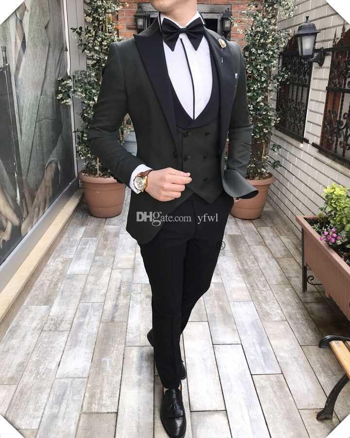Peak Lapel tuxedos groom wedding men suits mens wedding suits tuxedo costumes de smoking pour hommes men(Jacket+Pants+Tie+Vest) 127, Same as image
Peak Lapel tuxedos groom wedding men suits mens wedding suits tuxedo costumes de smoking pour hommes men(Jacket+Pants+Tie+Vest) 127, Same as image