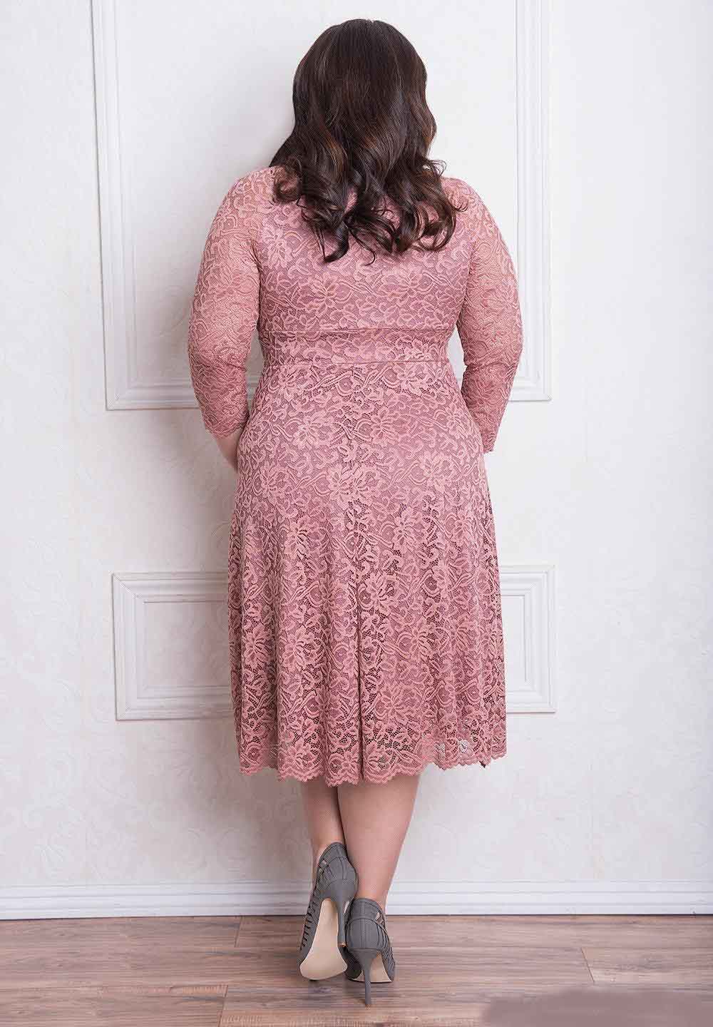 Stunning Plus Size Lace Formal Dresses With Long Sleeves V-Neck Knee Length Evening Gowns A-Line Cheap Short Prom Dress