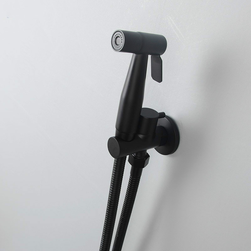 

Wall Mounted Bathroom Bidet Faucet Kit. Single Cold Handheld Bidet Sprayer Flow Adjustable Shower Head 1.5 Meter Shower Hose