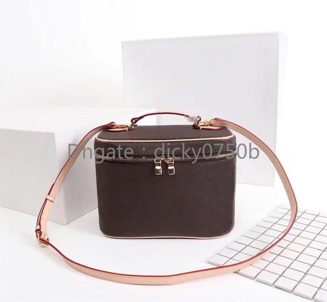 Wholesale Bucket bag for women classic Cosmetic Case leather women shoulder bag Tote handbags presbyopic Cosmetic purse makeup purse nice bb, Brown flower
Wholesale Bucket bag for women classic Cosmetic Case leather women shoulder bag Tote handbags presbyopic Cosmetic purse makeup purse nice bb, Brown flower