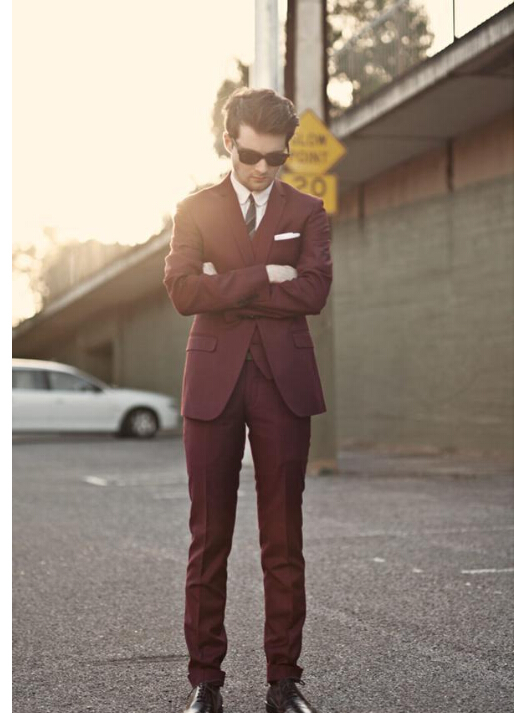Handsome Tuxedos New Style High Quality Slim Fit Jacket Men Suit 3 Pieces Notch Lapel One Button Fashion Terno Masculino, As picture
Handsome Tuxedos New Style High Quality Slim Fit Jacket Men Suit 3 Pieces Notch Lapel One Button Fashion Terno Masculino, As picture