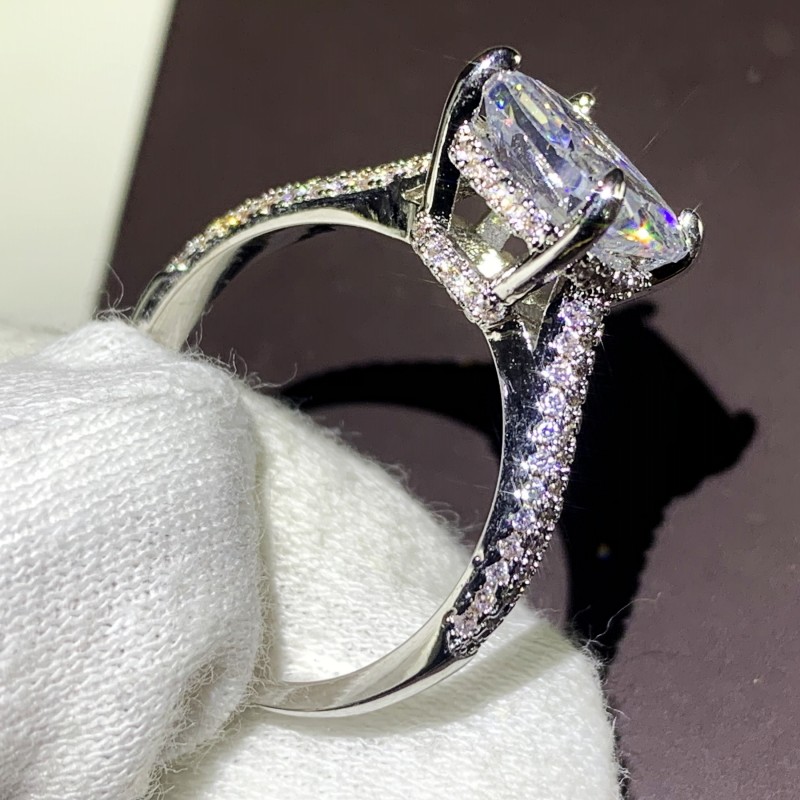 Sparkling Hot Sale New Arrival Luxury Jewelry 925 Sterling Silver Cushion Shape White Topaz CZ Diamond Pave Women Wedding Bridal Crown Ring