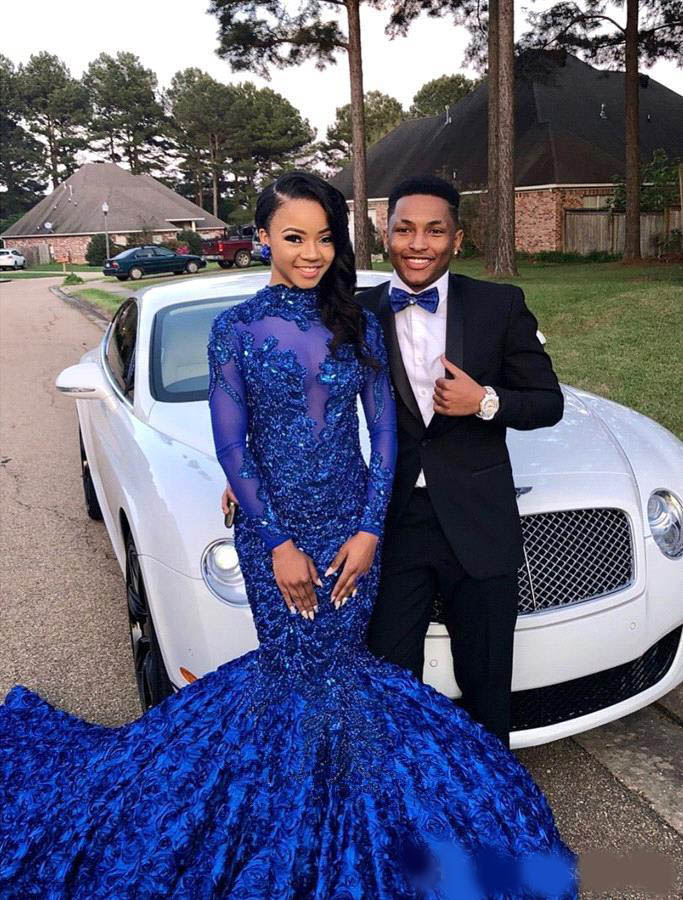 2020 Elegant Royal Blue Long Sleeves Lace Mermaid Prom Dresses Tulle Applique Beaded 3D Floral Floor Length Evening Party Dresses