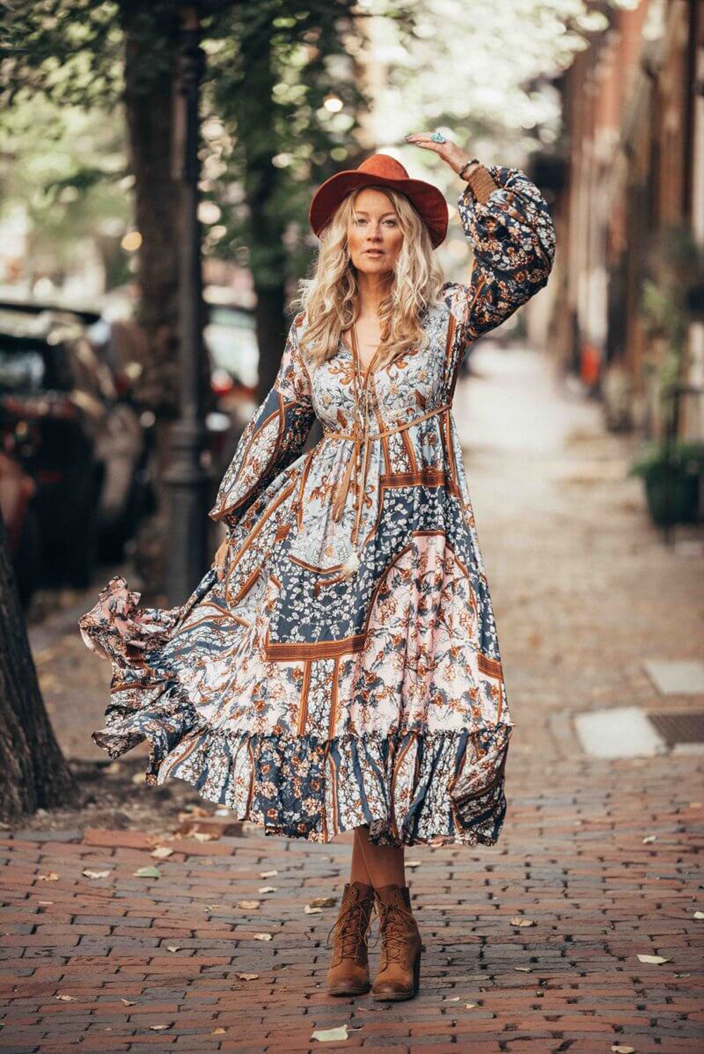 A Line 2020 Printed Spring Bohemian Long Sleeve Vintage Ethnic Maxi Dress Chiffon Runway Dress Floral Printing Irregular Retro Women Dress, Same as picture
A Line 2020 Printed Spring Bohemian Long Sleeve Vintage Ethnic Maxi Dress Chiffon Runway Dress Floral Printing Irregular Retro Women Dress, Same as picture