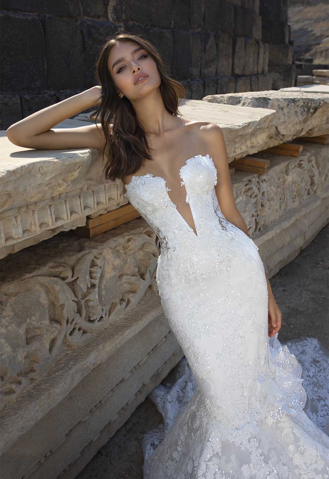 Graceful White Mermaid Wedding Dresses Lace Sweetheart Illusion Backless Wedding Gowns Tiered Skirts Plus Size robes de mariée