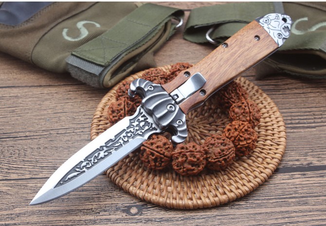 Italy Automatic Knives Side Open Auto Assisted Knife 8CR13MOV 59HRC Rosewood Handle EDC Folding Tactical Pocket Knife Hunting tool
Italy Automatic Knives Side Open Auto Assisted Knife 8CR13MOV 59HRC Rosewood Handle EDC Folding Tactical Pocket Knife Hunting tool