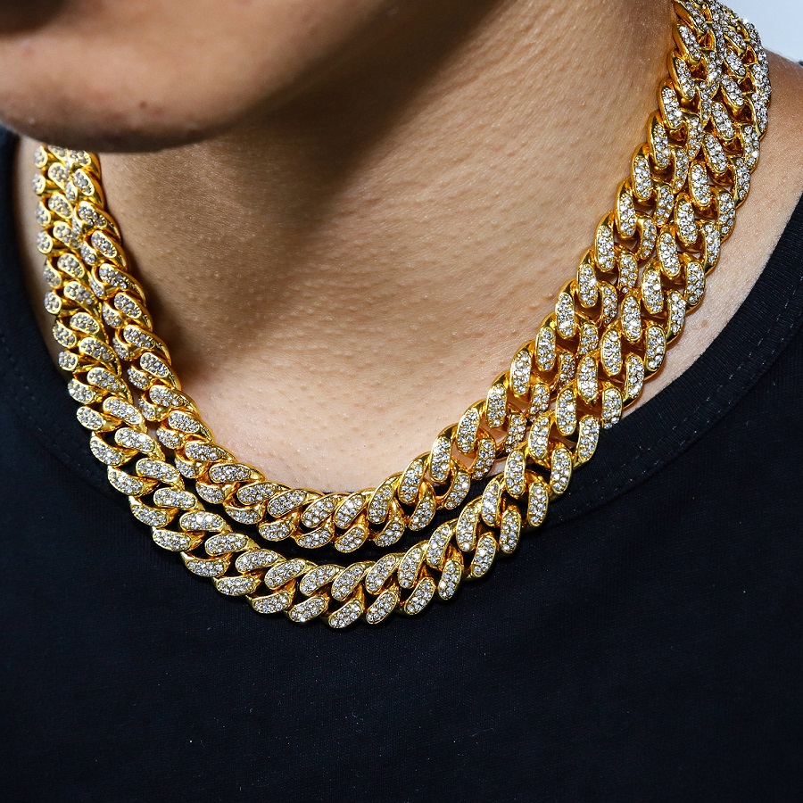 Iced Out Bling Miami Cuban Necklace Link Chains Hip Hop Jewelry High Quality 18inch 20inch 24inch Chain Gold Silver Finish Necklaces
Iced Out Bling Miami Cuban Necklace Link Chains Hip Hop Jewelry High Quality 18inch 20inch 24inch Chain Gold Silver Finish Necklaces