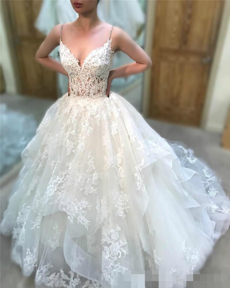 Sexy Spaghetti Straps Dresses A Line Organza Lace Applique Tiered Ruffles Custom Made Sweep Train Garden Wedding Bridal Gown