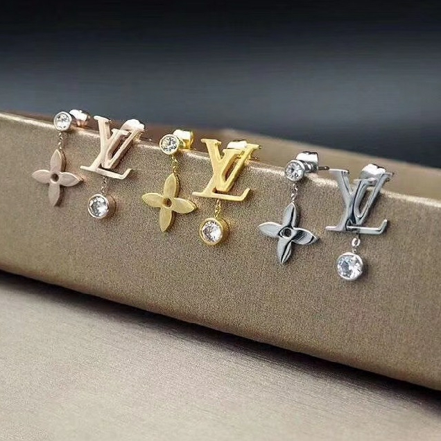 luxury designer jewelry women earrings four leaf flower stud earrings silver rose gold elagant asymmetrical letter V with diamond
luxury designer jewelry women earrings four leaf flower stud earrings silver rose gold elagant asymmetrical letter V with diamond