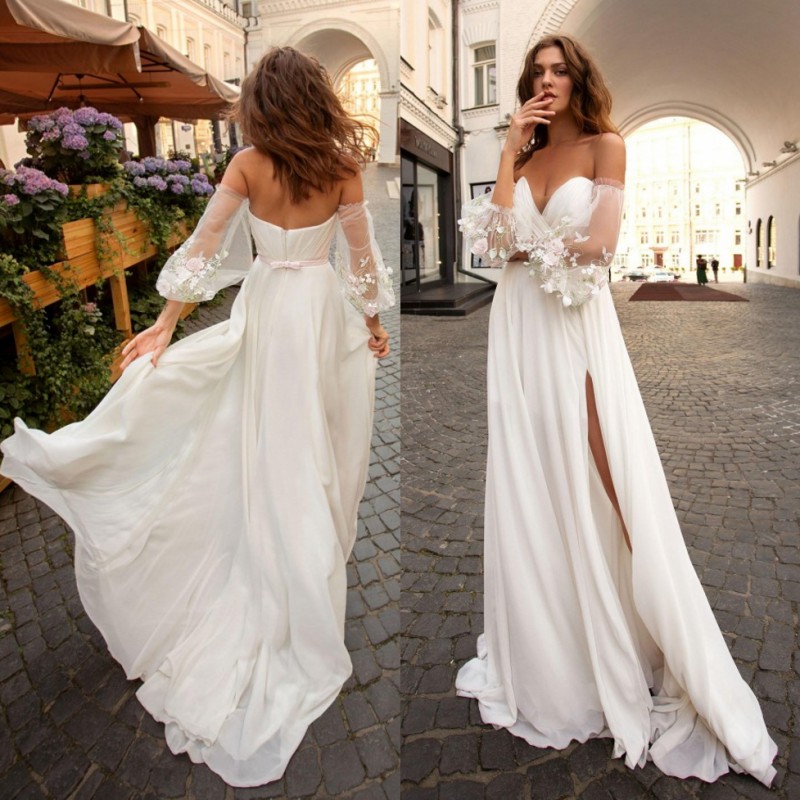 A Fashion E Appliqued Beach Wedding Dresses Sweetheart Neck Side Split Bridal Gowns With Long Sleeves Sweep Train Chiffon Robes De Mari E