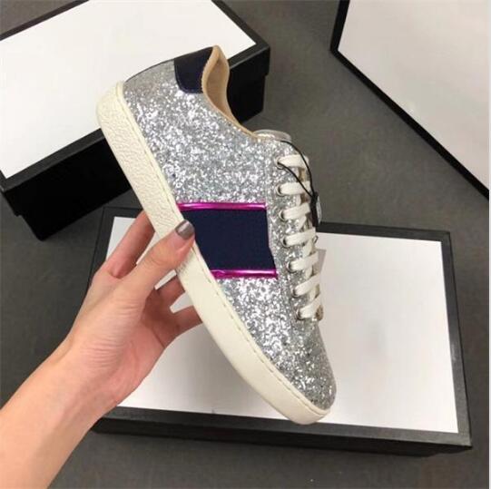 2019 hot sell New Designer shoes 100% Ace leather sneaker men women Class3 trainers python tiger bee Flower Embroidered Cock Love sneakers, With picture
2019 hot sell New Designer shoes 100% Ace leather sneaker men women Class3 trainers python tiger bee Flower Embroidered Cock Love sneakers, With picture
