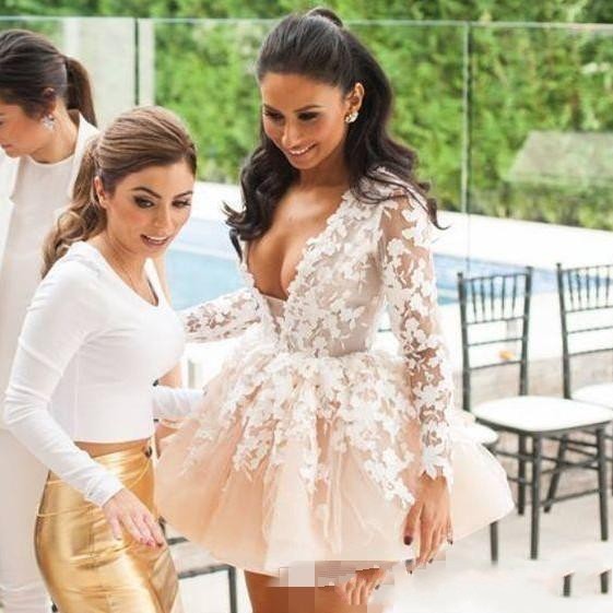 2020 Sexy Champagne Cocktail Dresses Deep V Neck Lace 3D Flowers Long Sleeves Short Mini Ball Gown Celebrity Prom Party Homecoming Gowns