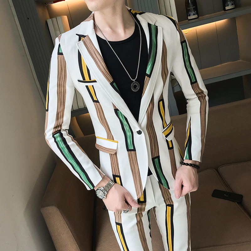 Autumn Fashion Slim Fit With Pant Prom Skinny Stripe Party Suits Floral Mens Stage Clothing Costume Homme, Black and blue
Autumn Fashion Slim Fit With Pant Prom Skinny Stripe Party Suits Floral Mens Stage Clothing Costume Homme, Black and blue