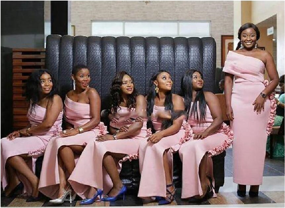2020 Dusky Pink Bridemaids Dresses For Wedding Ruched Satin Off Shoulder Maid Of Honor Gowns Plus Size Cheap Prom Party Dress