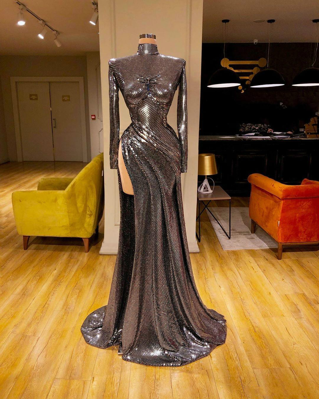 2020 Sparkly High Slit Evening Dresses High Neck Long Sleeve Ruffles Beaded Prom Dress A Line Custom Made Robes De Soirée