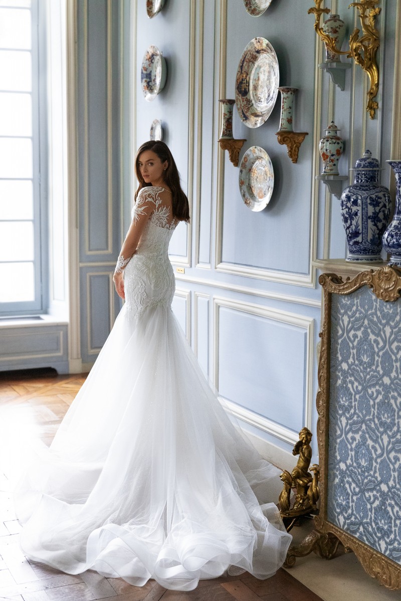 Beaded Classy Mermaid Lace Wedding Dresses Sheer Bateau Neck Plus Size Sequined Long Sleeves Bridal Gowns Sweep Train Robe De Marie