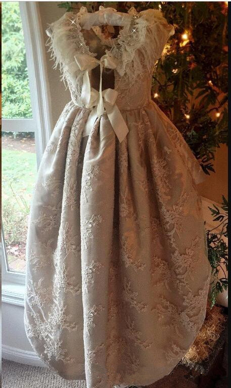 2020 New High Low Flower Girl Dresses Jewel Feather Boho First Communion Gowns For Little Girl Short Sleeves A Line Girls Pageant Dresses