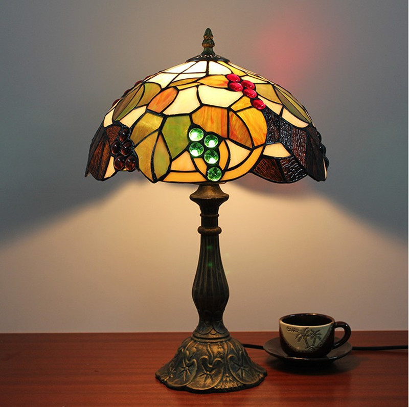 Grape decoration table lamps retro pastoral style Tiffany stained glass desk lamp bar restaurant table light TF057
