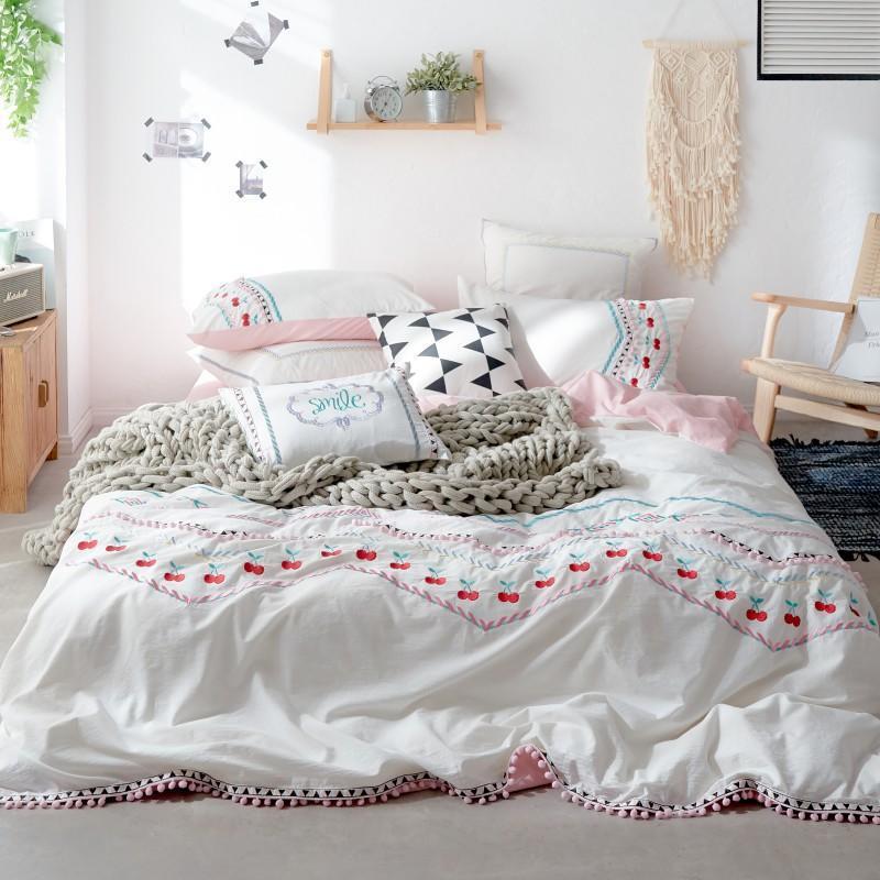 White Pink Bohemia Bedding Sets Queen King Size 100%Cotton Soft Bed Sheet Bed set Bedlinen Duvet cover set for Adults Girls, Bedding set 1
White Pink Bohemia Bedding Sets Queen King Size 100%Cotton Soft Bed Sheet Bed set Bedlinen Duvet cover set for Adults Girls, Bedding set 1
