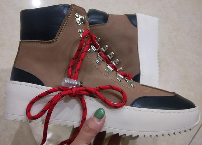 Fashion Classic Black white High help Fear of God Top Military Sneakers Hight Army Boots Men and Women Fashion Shoes Martin Boots
Fashion Classic Black white High help Fear of God Top Military Sneakers Hight Army Boots Men and Women Fashion Shoes Martin Boots