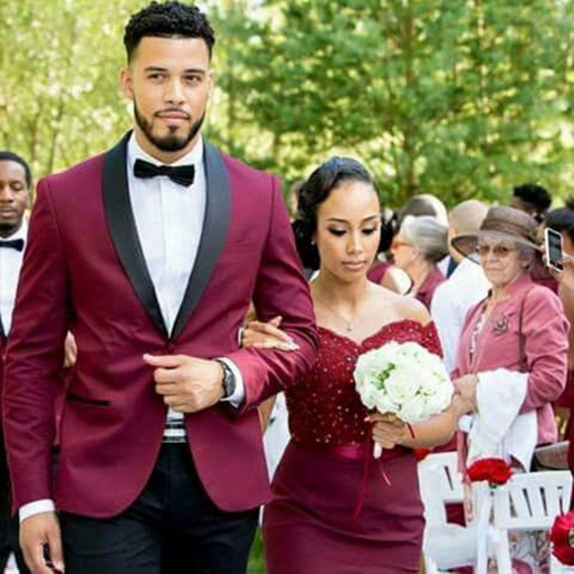 latest Red Wine Mens Wedding Tuxedos Fine Dinner Party Prom Suits Groom Tuxedos Groomsmen Garden Weddings De Novio classic fit Slim Tuxedos
