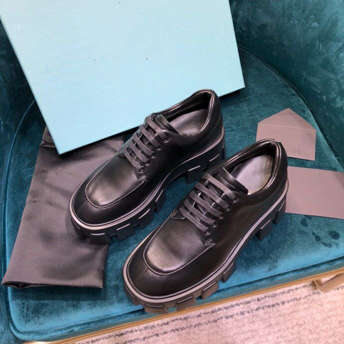 Monolith Women Martin Boots des chaussures Designer Ankle Boots Luxury Women Boots Vintage Chaussures Party Wedding Women Shoe Black Leather, Style 1
Monolith Women Martin Boots des chaussures Designer Ankle Boots Luxury Women Boots Vintage Chaussures Party Wedding Women Shoe Black Leather, Style 1