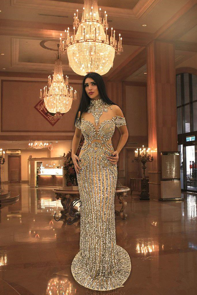 Luxurious Rhinestone Crystals Prom Dresses High Neck Beads Short Sleeve Sparkly Mermaid Prom Dress Stunning Dubai Celebrity Evening Dresses