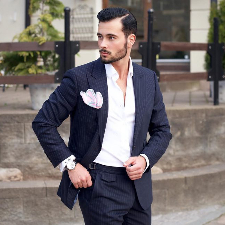 New Pinstripe Groom Wedding Tuxedos Peaked Lapel Men Pant Suit Handsome 2 Pieces Groomsmen Wear Formal Blazer