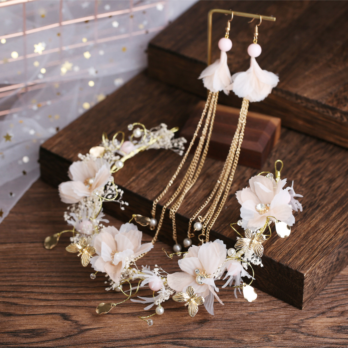 Bride Headwear Mori Immortal Beautiful Exceed Immortal Eternal Life Korean Flower Suit Bride Marry Ornaments Hair Hoop Hair
Bride Headwear Mori Immortal Beautiful Exceed Immortal Eternal Life Korean Flower Suit Bride Marry Ornaments Hair Hoop Hair