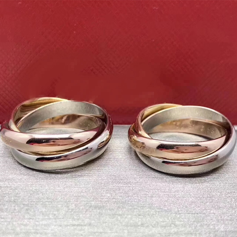 Fashion Three-rings Couple Ring for Men Women Fashion Simple Style Rings with Three Colors Rose Gold Love Rings Free Shipping
Fashion Three-rings Couple Ring for Men Women Fashion Simple Style Rings with Three Colors Rose Gold Love Rings Free Shipping