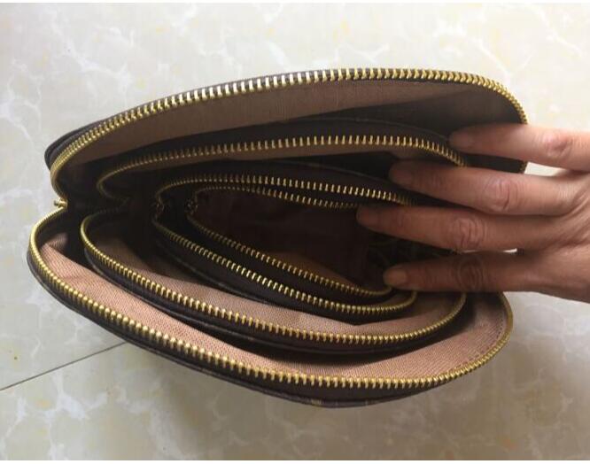 New 4pcs/set Women cosmetic bags fashion makeup bag travel pouch make up bag ladies cluch purses organizador toiletry bag wallet purse, Black grid
New 4pcs/set Women cosmetic bags fashion makeup bag travel pouch make up bag ladies cluch purses organizador toiletry bag wallet purse, Black grid