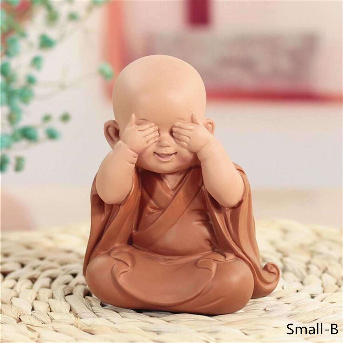 Little Monk Sculpture Chinese Style Resin Hand-Carved Home Decoration Accessories Gift Small Buddha Statue 210414