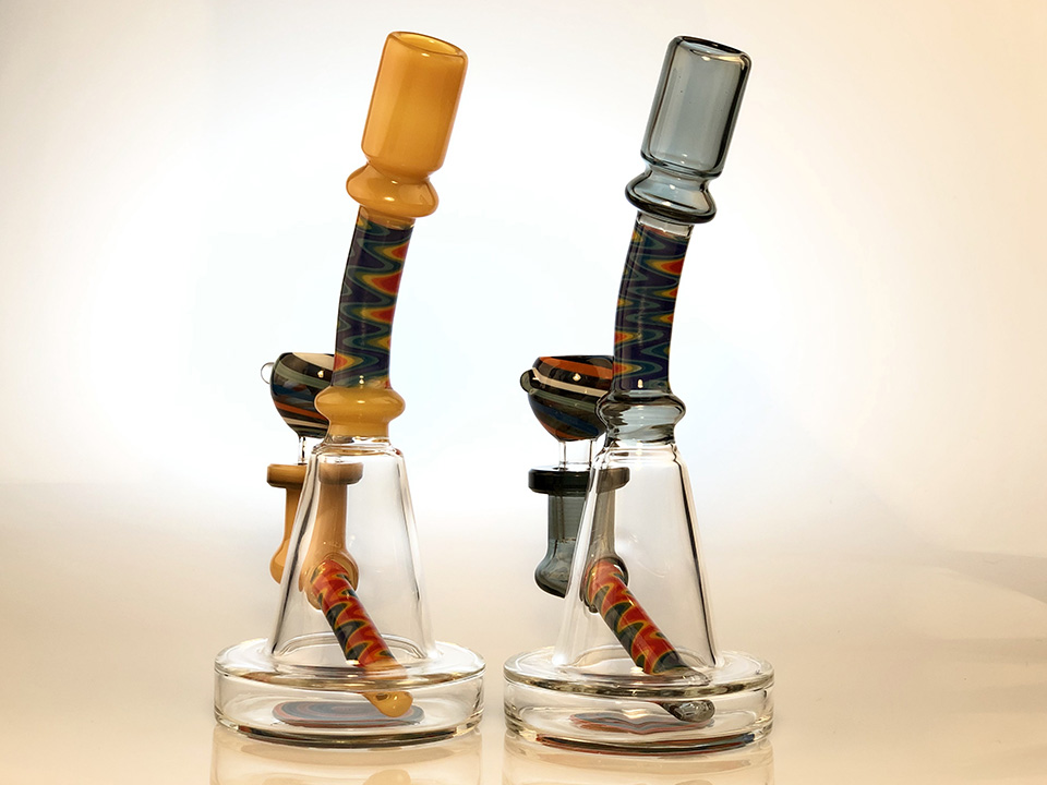 The new model is being upgraded)BENDT a colorful heady swirled scientific built-in downstem beaker style oil rig bong water pipe by zoda
The new model is being upgraded)BENDT a colorful heady swirled scientific built-in downstem beaker style oil rig bong water pipe by zoda