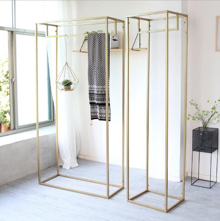 Women's Clothing Shelf Metal hanger Commercial Furniture display rack in cloth shop Golden racks of Shopping Mall Landing