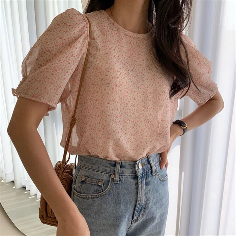 New Fresh Thin Cute Girls Lady Light Puff Sleeve 2020 All Match Loose Woman Summer Florals Printed Sweet Chiffon Shirts, Pink
New Fresh Thin Cute Girls Lady Light Puff Sleeve 2020 All Match Loose Woman Summer Florals Printed Sweet Chiffon Shirts, Pink