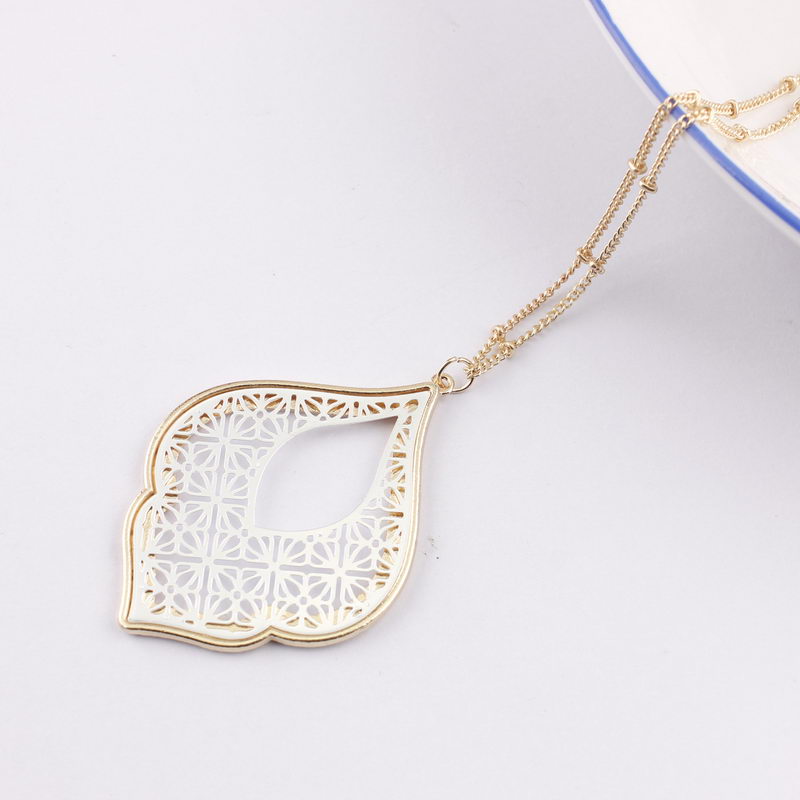 2020 New Gold Filigree Morocco Teardrop Necklace for Women Two Tone Geometric Statement Long Necklace Jewelry Wholesale, Silver
2020 New Gold Filigree Morocco Teardrop Necklace for Women Two Tone Geometric Statement Long Necklace Jewelry Wholesale, Silver