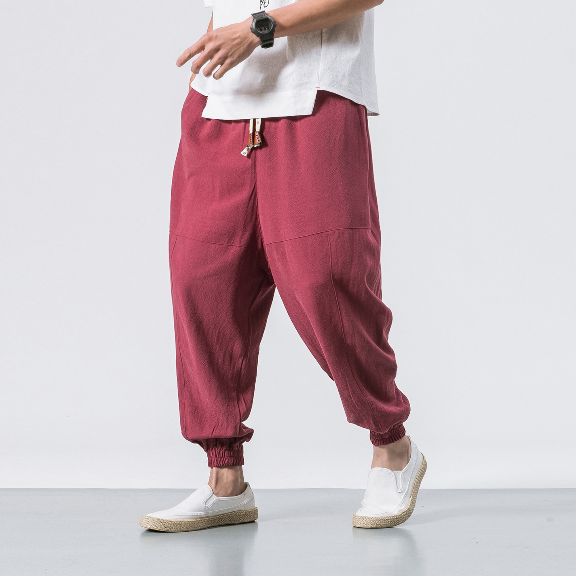 Januarysnow New Japanese Style High Quality Linen Loose Feet Pants Large Size Fashion Men's Black Harem Pants Elastic Waist Pants Plus Size
Januarysnow New Japanese Style High Quality Linen Loose Feet Pants Large Size Fashion Men's Black Harem Pants Elastic Waist Pants Plus Size