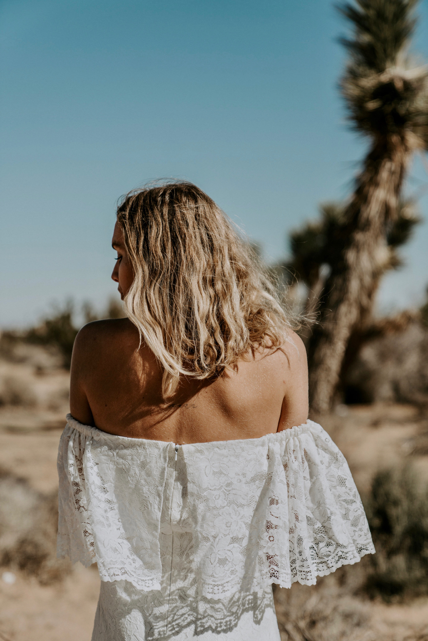 2019 Bohemia Wedding Dresses Off The Shoulder Sweep Train Full Lace Boho Bridal Gowns Beach Sweep Train Mermaid Wedding Dress Country Style