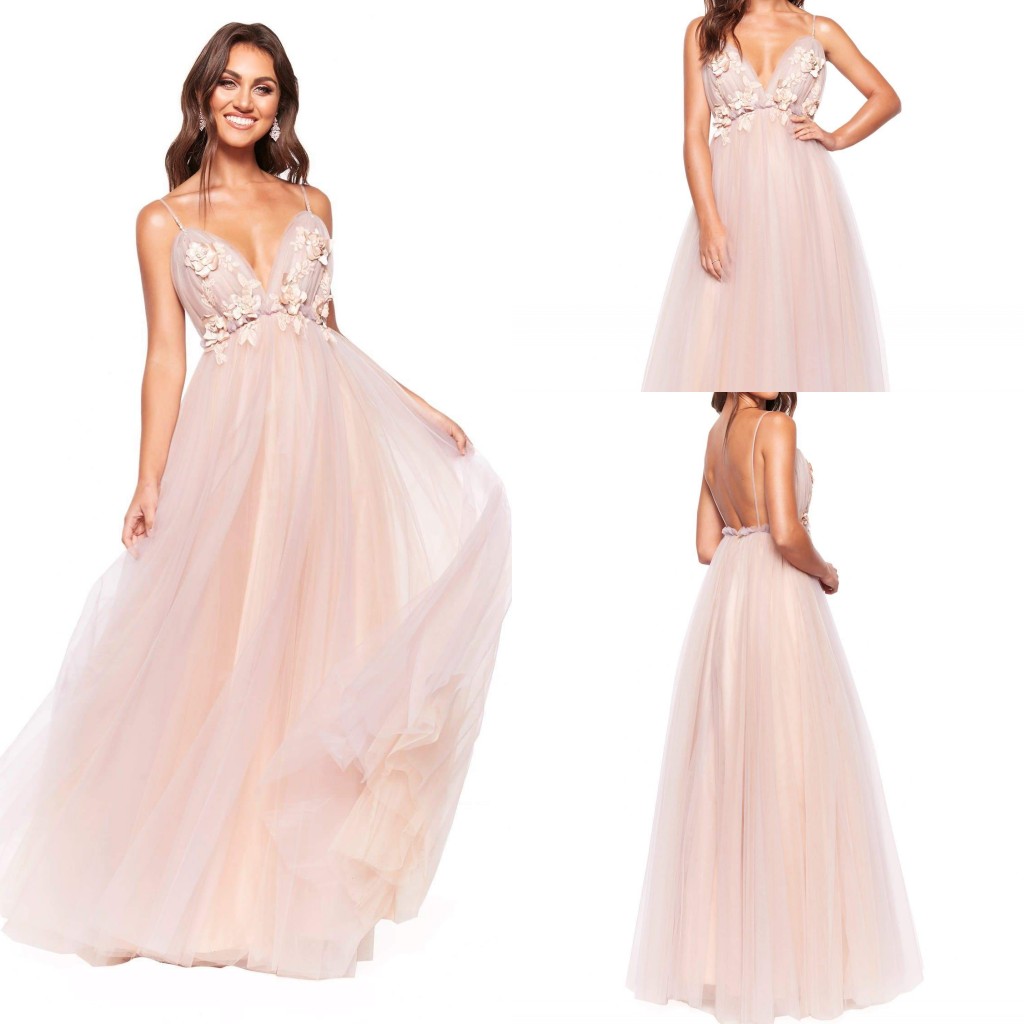 Newest A Line Prom Dresse Spaghetti Sleeveless Tulle Lace Hand Made Flower Party Dress Floor Length robes de soirée, Customize
Newest A Line Prom Dresse Spaghetti Sleeveless Tulle Lace Hand Made Flower Party Dress Floor Length robes de soirée, Customize