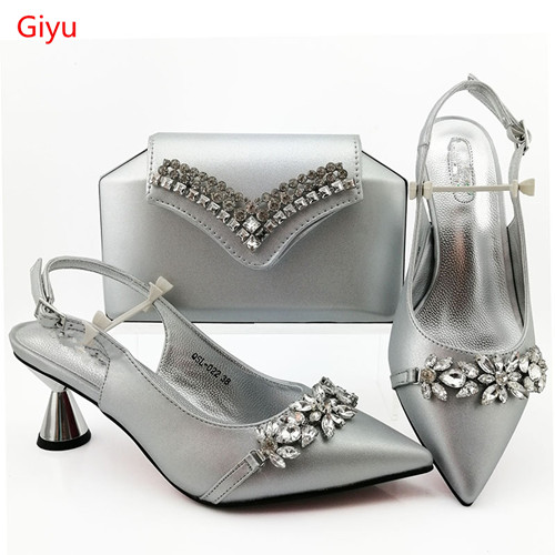 Italian gold Shoes and Bags To Match Set Nigerian Shoes and Matching Bag African Wedding Shoes and Bag Set! MJ1-16, Magenta
Italian gold Shoes and Bags To Match Set Nigerian Shoes and Matching Bag African Wedding Shoes and Bag Set! MJ1-16, Magenta