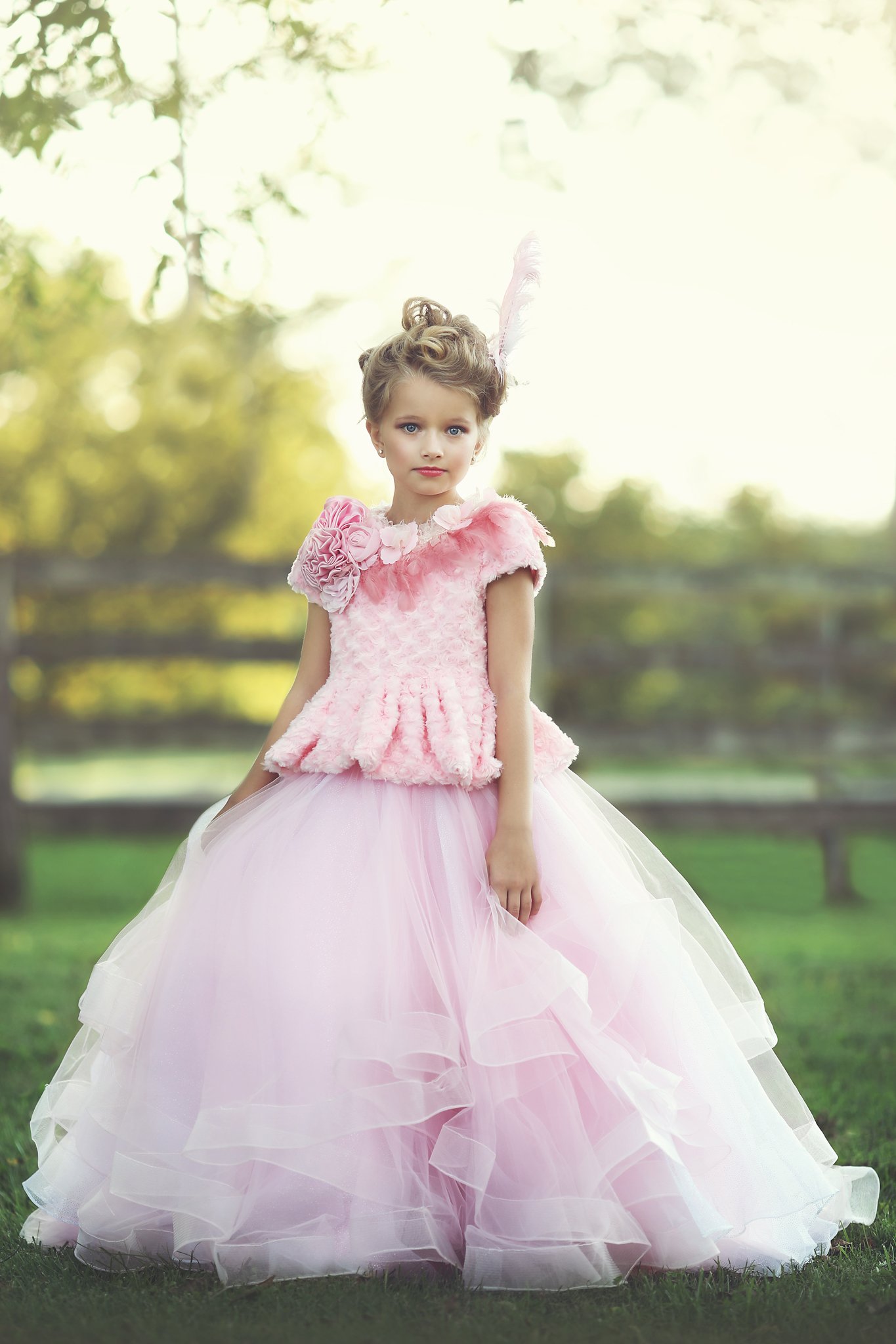 2019 Pink Flower Girl Dresses Jewel Neck Lace 3D Handmade Flowers A-Line Short Sleeves Girls Pageant Dresses Sweep Train Birthday Party Gown