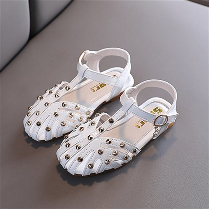 Baby Kids Girls Shoes Princess Soft Rivet Breathable Children Sandals Shoes Summer Cut-out PU Leather Toddler Flat Shoe Girl, 03
Baby Kids Girls Shoes Princess Soft Rivet Breathable Children Sandals Shoes Summer Cut-out PU Leather Toddler Flat Shoe Girl, 03