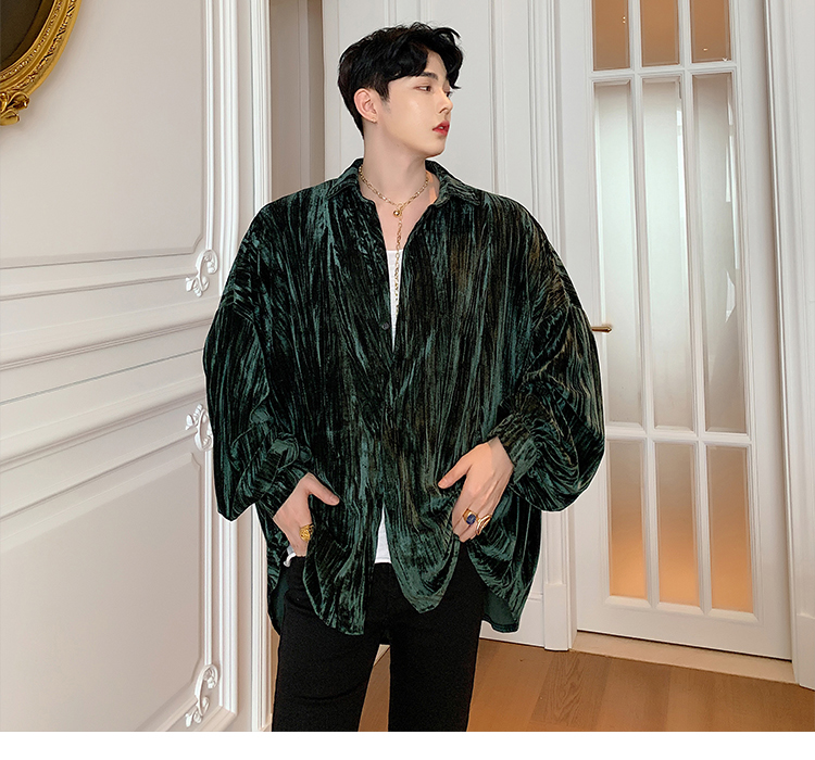Autumn Male Streetwear Long Sleeve Velvet Loose Shirt Cardigan Outerwear Loose leisure oversized Vintage Male Party Dress Shirt
Autumn Male Streetwear Long Sleeve Velvet Loose Shirt Cardigan Outerwear Loose leisure oversized Vintage Male Party Dress Shirt