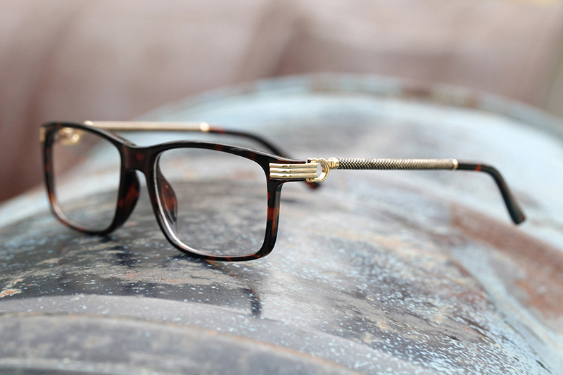 Designer Fashion optical frames men and women Square business casual style shape sunnies Framed Spectacles ic Simple Ornamental eyeglasses Good qualit