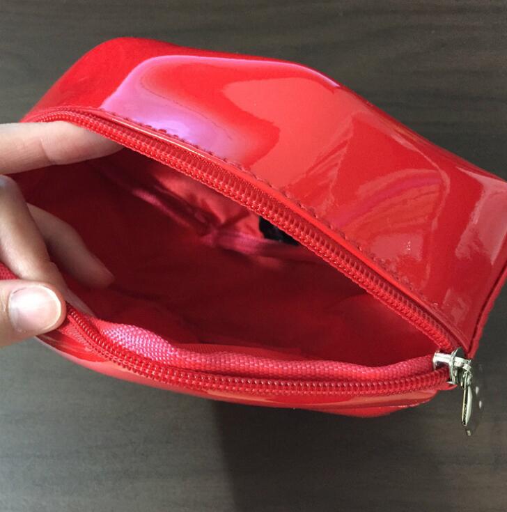 Creative Lips Makeup Bag Women Change Purse Handbags Large Capacity Cosmetic Bags Fashion Adhesive PU, Red
Creative Lips Makeup Bag Women Change Purse Handbags Large Capacity Cosmetic Bags Fashion Adhesive PU, Red