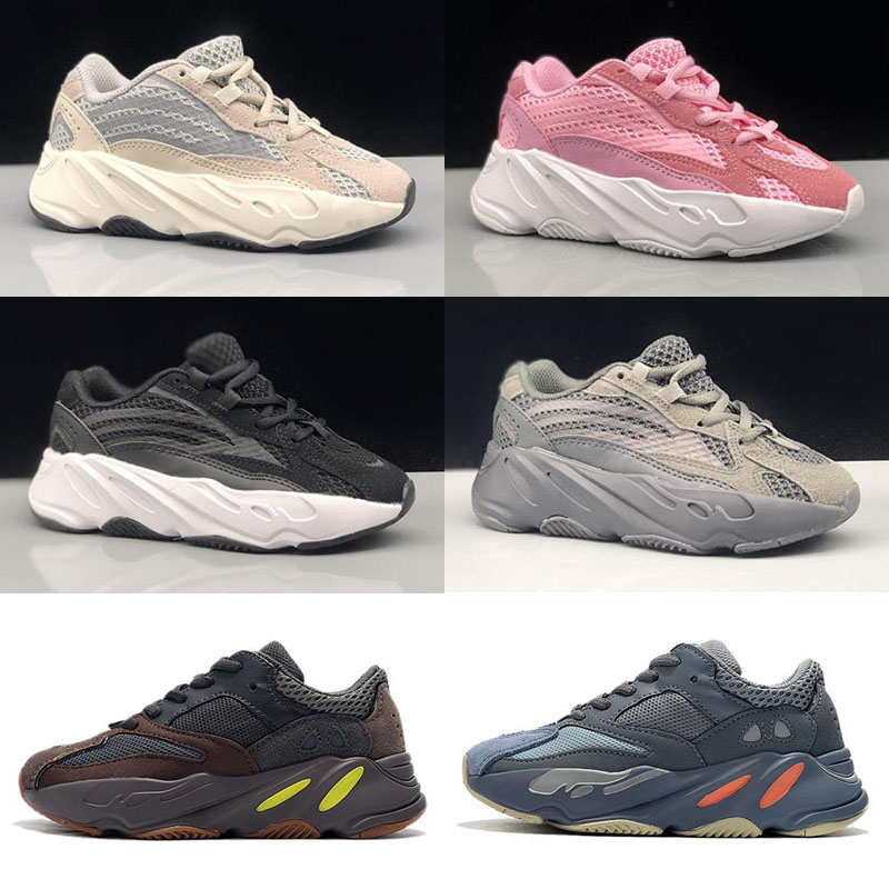 Kids 700 v2 OG Designers Shoes Youth Running Shoes Clay Hyperspace Black Stacit Reflective TRFRM Static Wave Runner Children Toddler sneaker
Kids 700 v2 OG Designers Shoes Youth Running Shoes Clay Hyperspace Black Stacit Reflective TRFRM Static Wave Runner Children Toddler sneaker