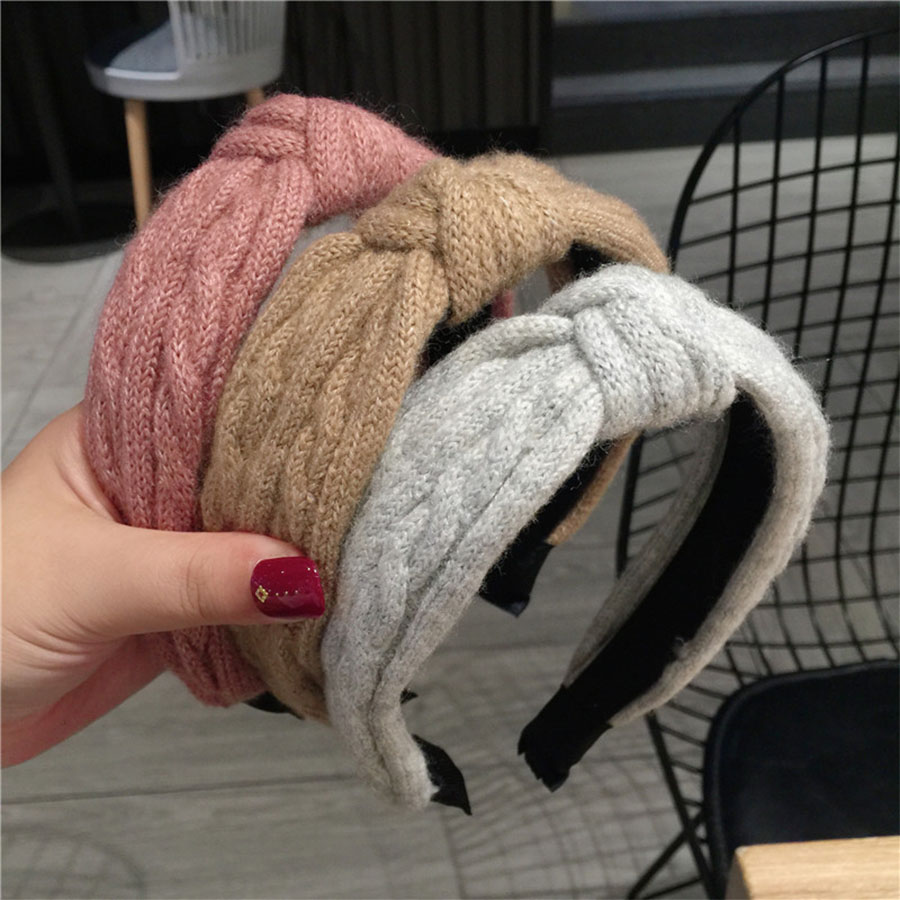 Haimaikang Bezel Hairbands Winter Retro Woolen Headband Knotting Wide-brimmed Head Hoop Knitting Fashion Ladies Hair Accessories
Haimaikang Bezel Hairbands Winter Retro Woolen Headband Knotting Wide-brimmed Head Hoop Knitting Fashion Ladies Hair Accessories